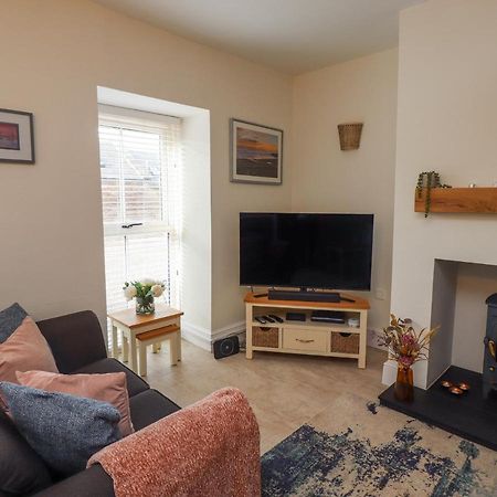 Charlotte'S Cottage Seahouses Exterior foto